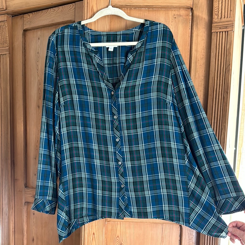 J.Jill women’s blue plaid top, size L, new without tags.